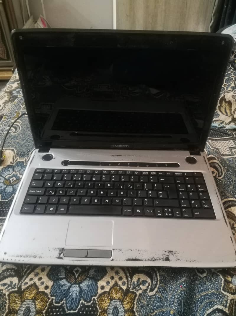 laptop nova tech 0