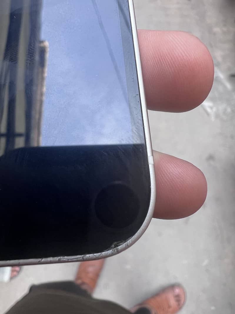 IPhone 12 4