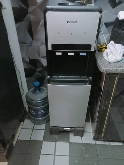 water dispenser for sale in good condition