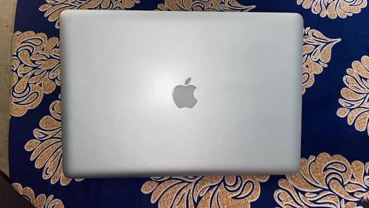 MACBOOK PRO 15 (early 2011) 16gb ram and 512gb rom with hd display