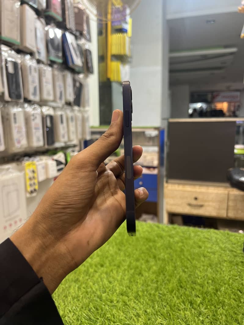 Iphone 12 0