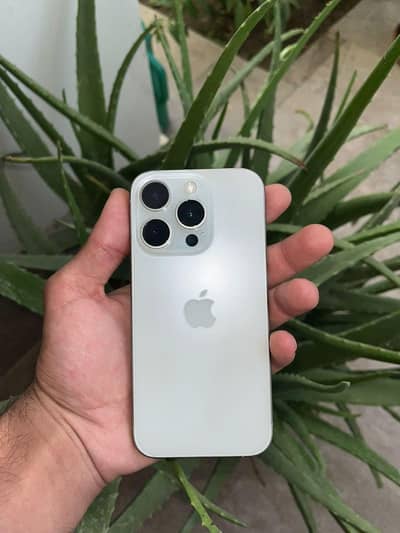 iphone 15 pro jv