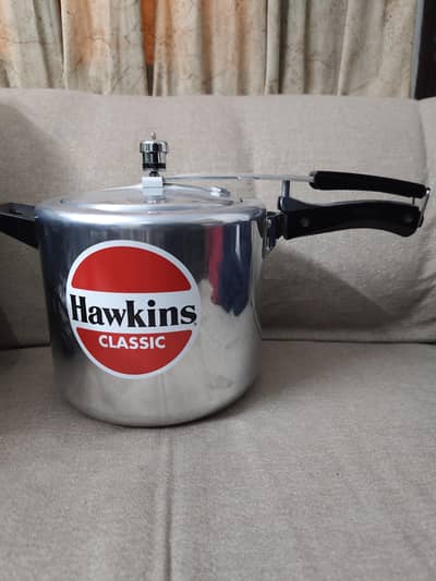 Hawkins pressure cooker 6.5 LTR Brand New