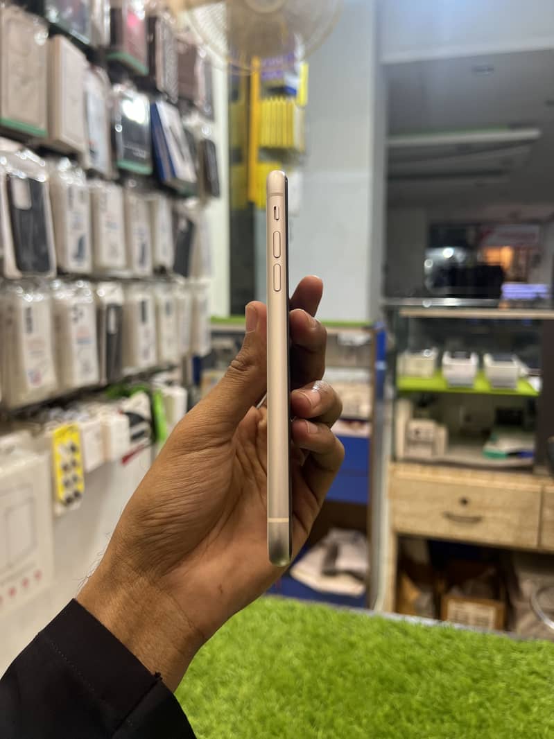 Iphone 11 3