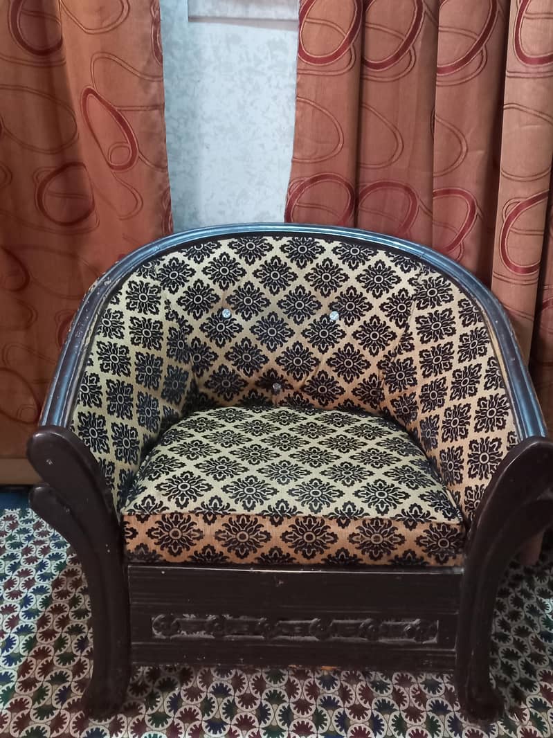 Good quality Sofa set 2