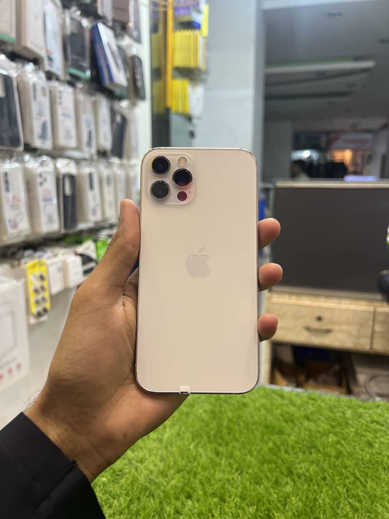Iphone 12 pro 0