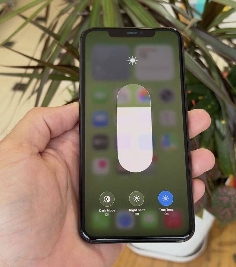 iphone 11 pro 3