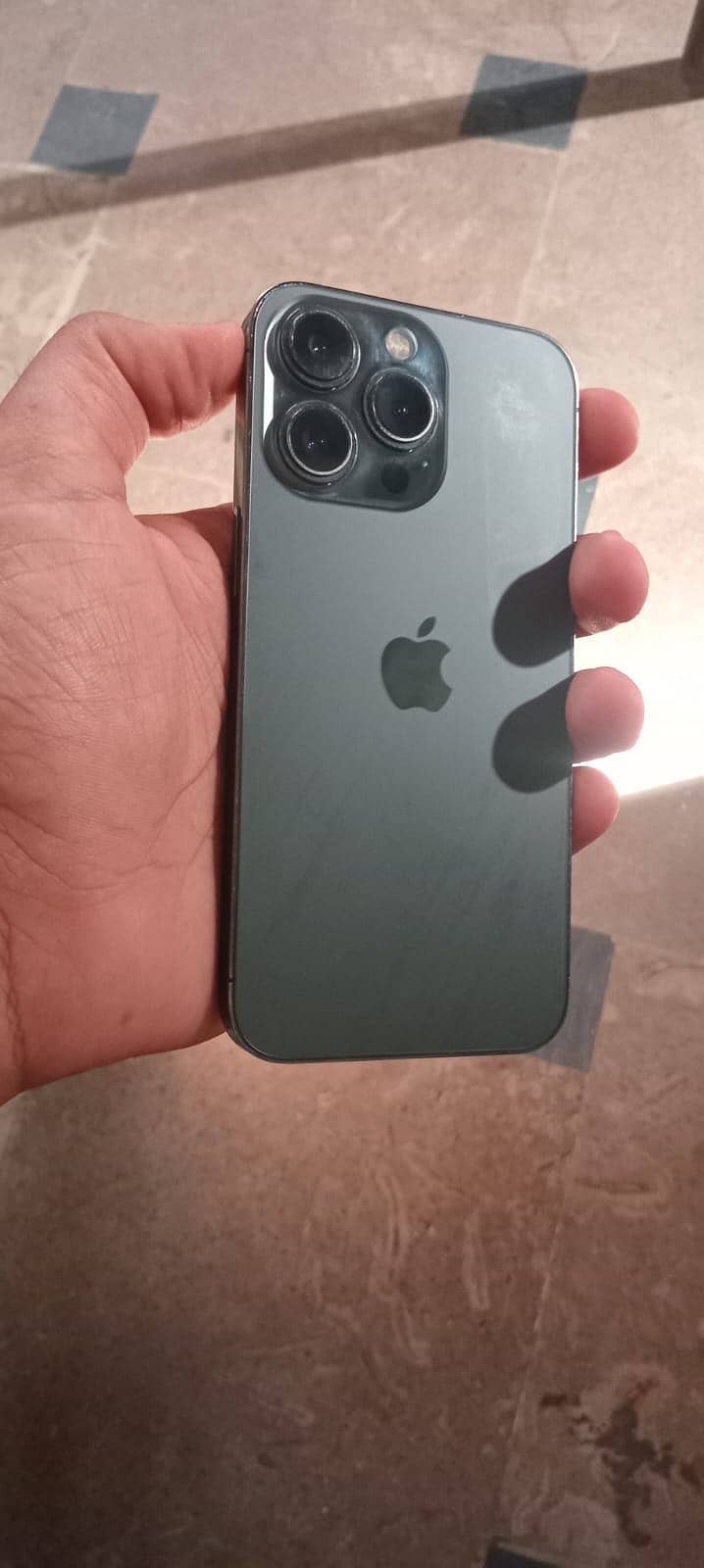 Apple 13pro 1