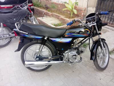 UNITED 100CC