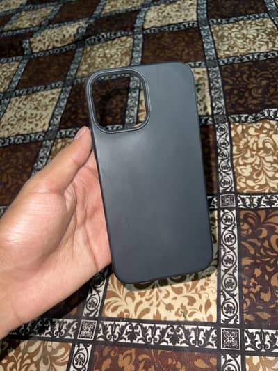 Black back cover of iphone 13 pro max official apple company