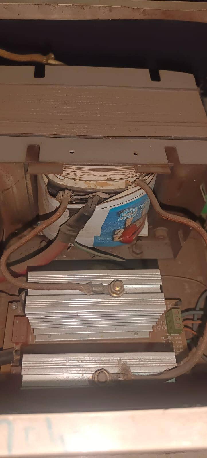 UPS 850w 1