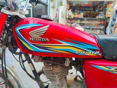 HONDA 125  FOR SALE TOTAL GENUINE