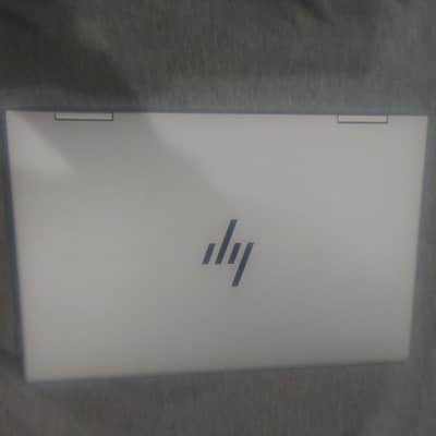 HP Envy x360 Touchscreen Laptop Core 7 150U RAM 16GB SSD 512