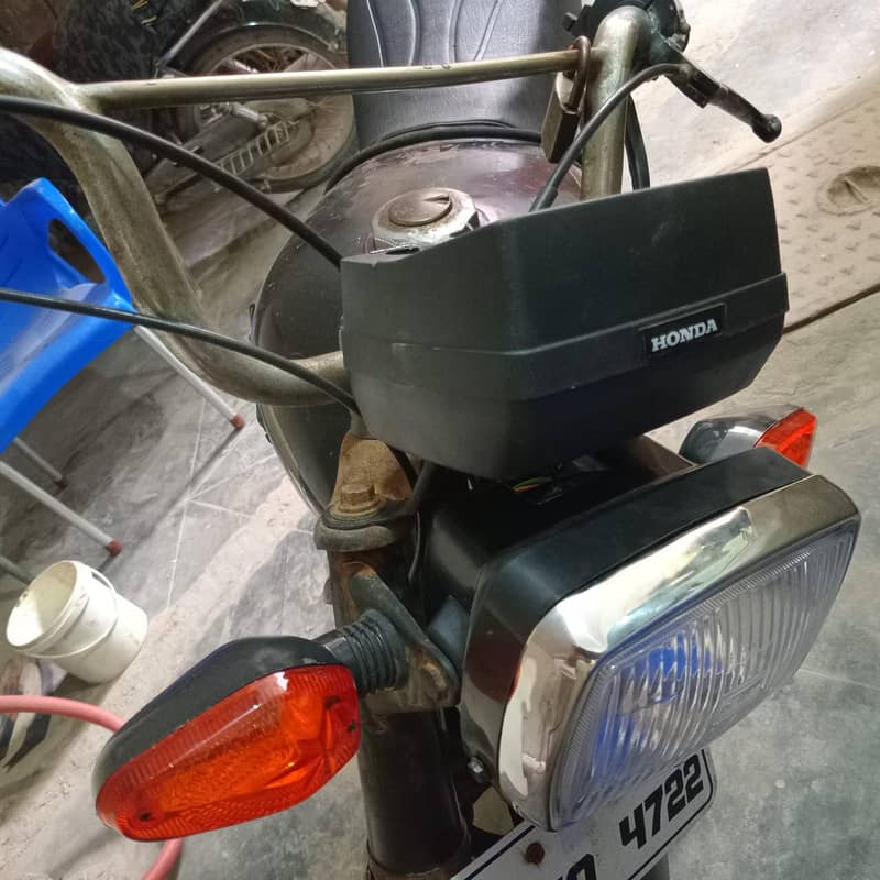 unique cd 70 0