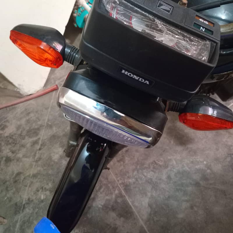 unique cd 70 11