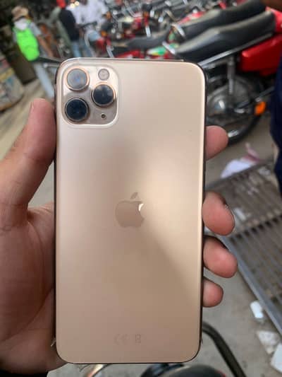 I phone 11 pro max all okay buss face id disturb ha