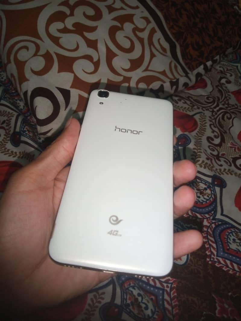Honor 4a 2