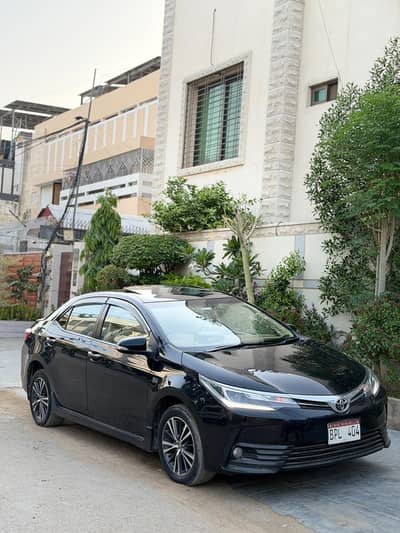 Toyota corolla Grande 2019 auto sunroof Almost original