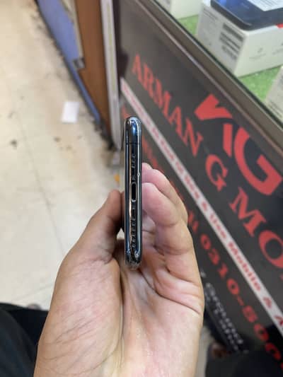 Apple iPhone XS