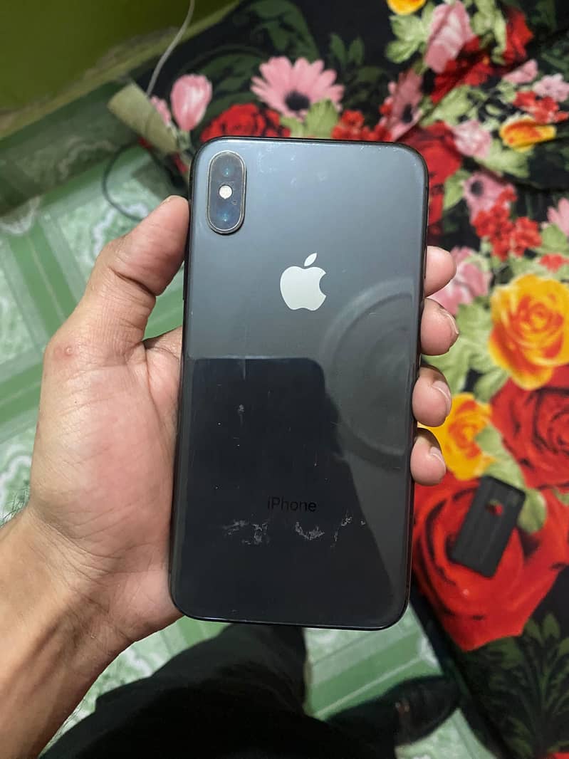 Apple iPhone X 4