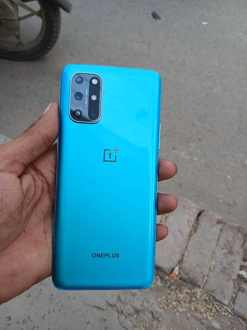 One Plus 8T 1