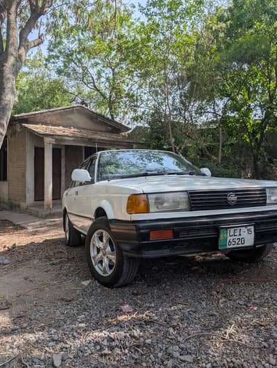 Nissan Sunny b12