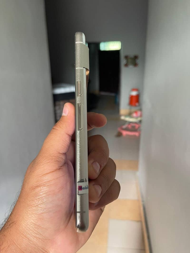 google pixel 8 pro 5