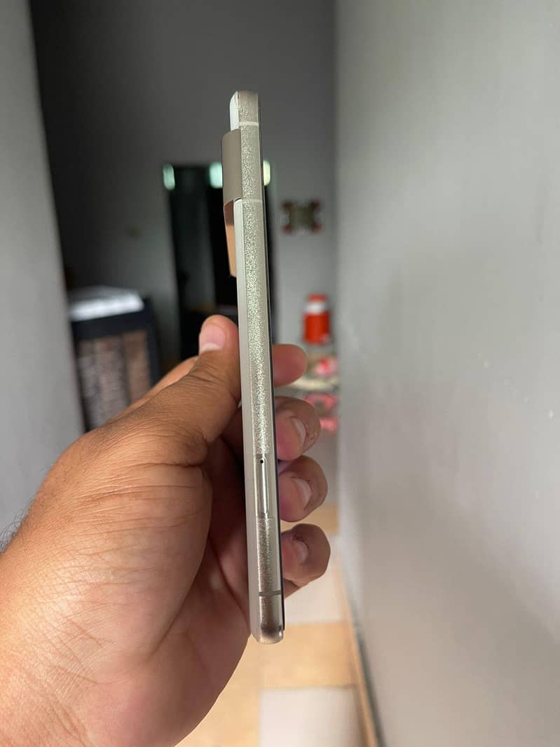 google pixel 8 pro 6