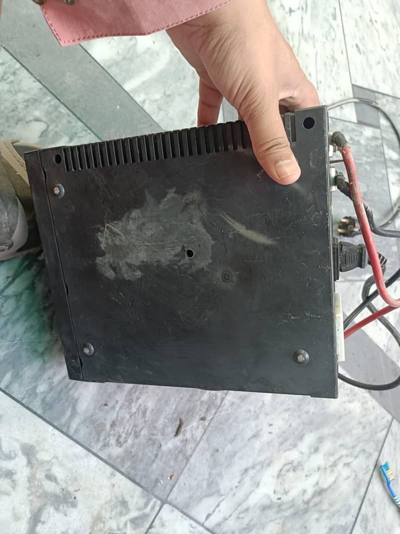 UPS Single Battery 4