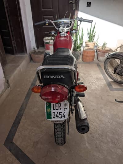 Honda CG 125 2017 Red Color
