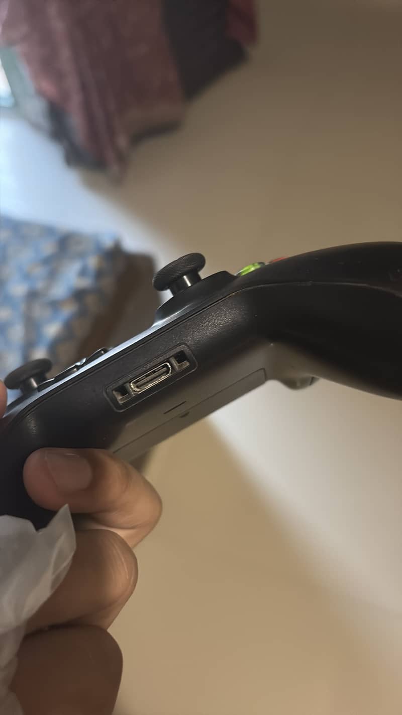 Xbox 1 controller—original 2