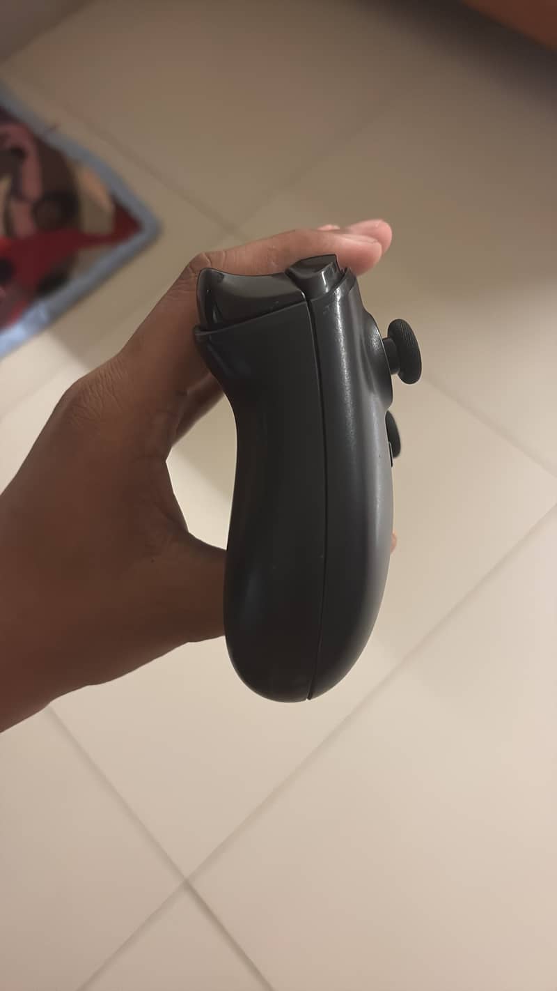 Xbox 1 controller—original 3