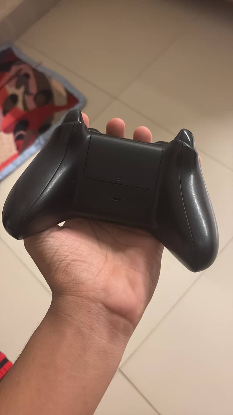 Xbox 1 controller—original 4
