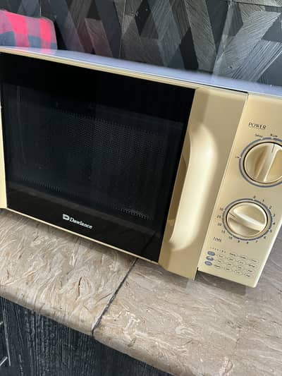 Dawlance microwave DW-MD4