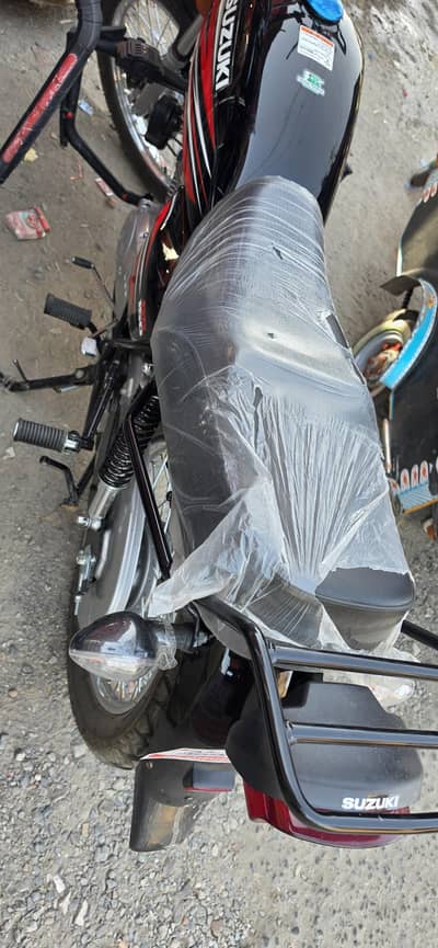 GS 150 WITH ALL ESSECCRIES