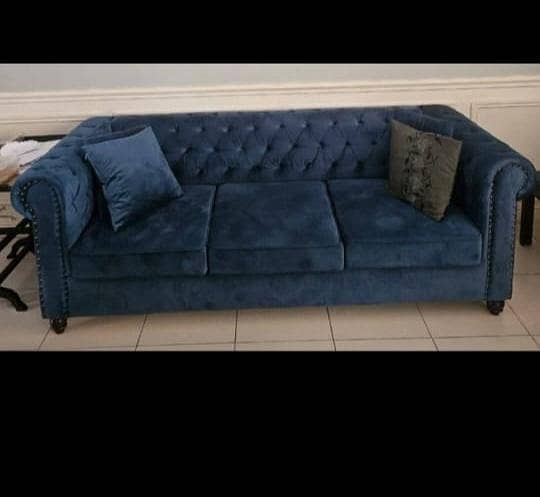 5 seater sofa 0