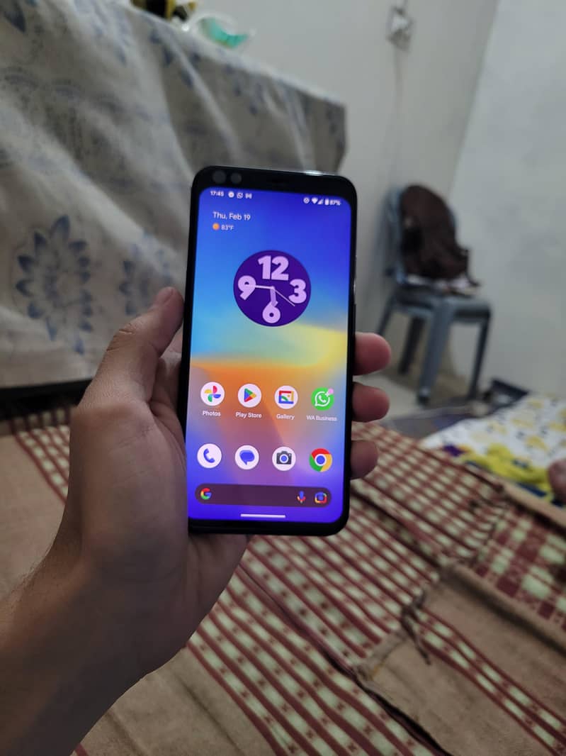 Google Pixel 4 3
