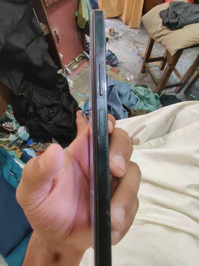 Infinix note 30 used box.