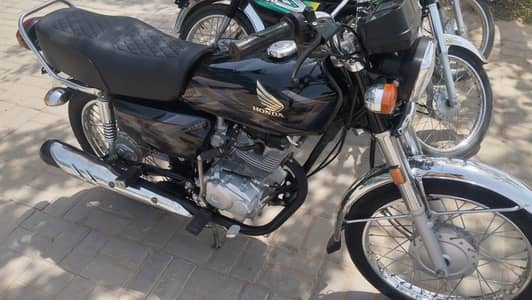 Honda CG125 black 2025