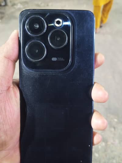 Infinix Hot 40