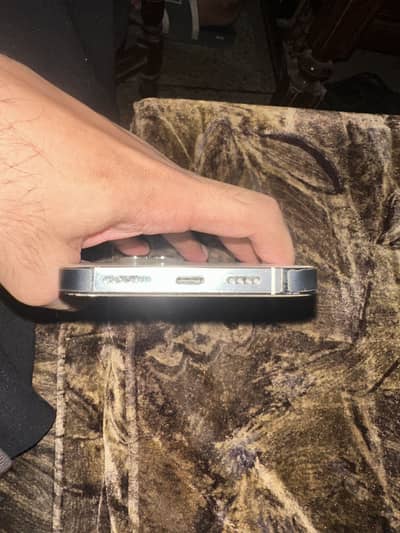 Iphone 13 pro mX 256 gb pta approved 77health