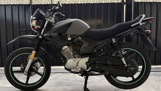 Yamaha YBR 125G Model 2025