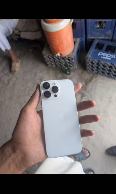 Iphone 16 pro max JV  95% battery health