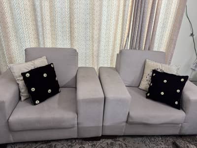 Sofa Set 5 Seater and Chairs