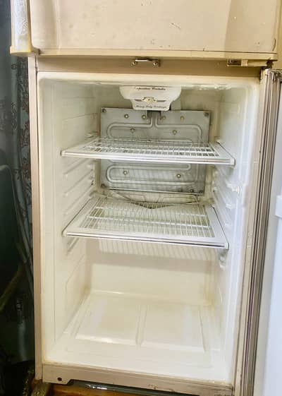 Dawlance refrigerator for sale