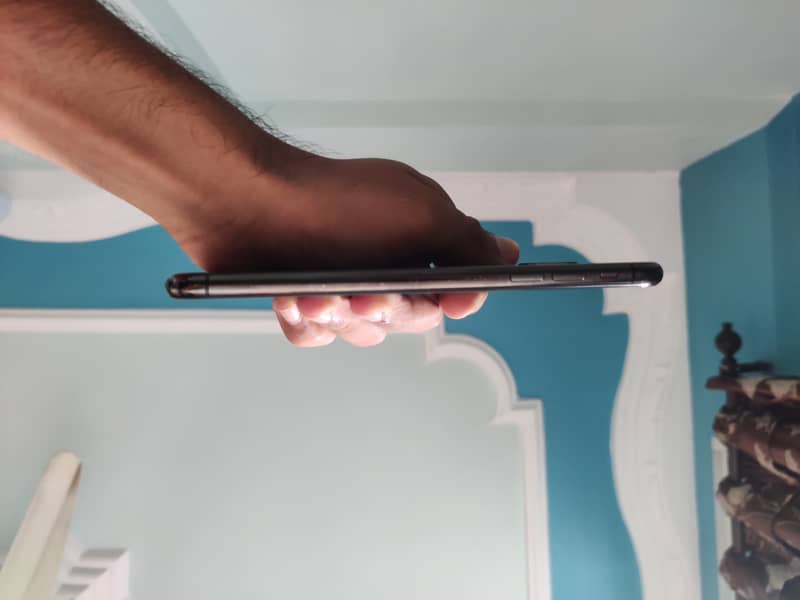 Iphone xs max 4