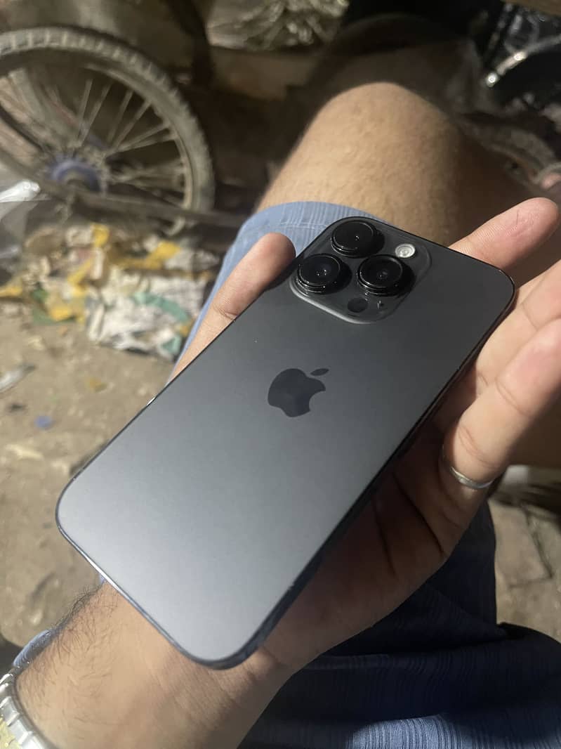 iPhone 14 Pro 2
