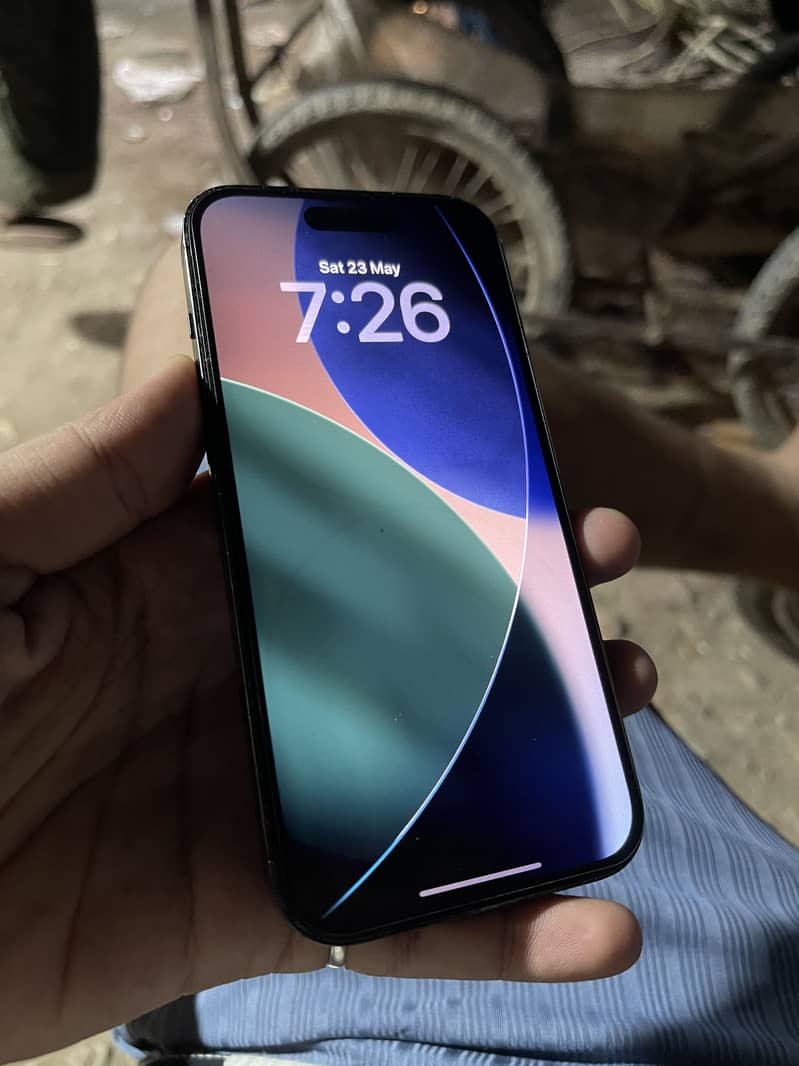 iPhone 14 Pro 5