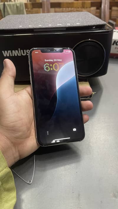 iPhone XS official pta 64gb