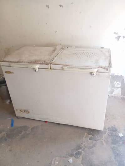 Reliable Deep Freezer – Best for Home or Shop